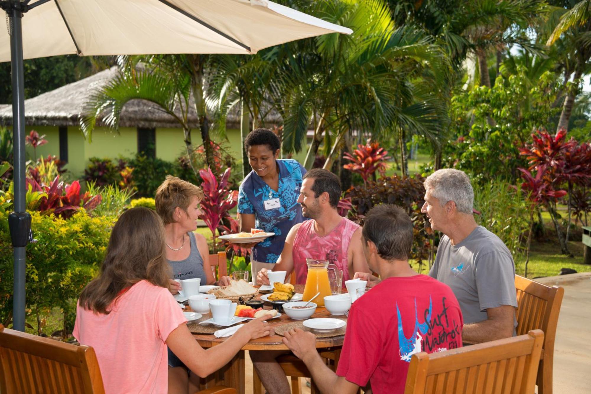 Waidroka Bay Resort Deuba Екстериор снимка